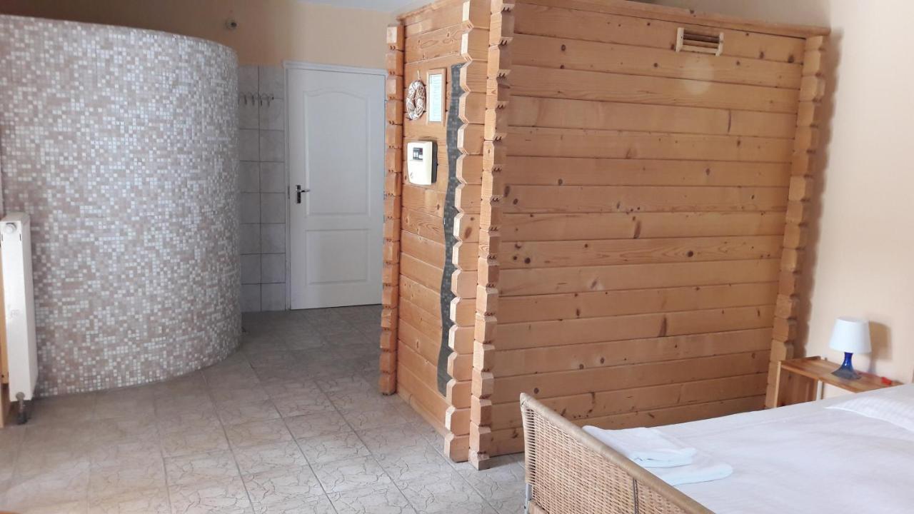 Szalay Villa Veszprém Exterior foto